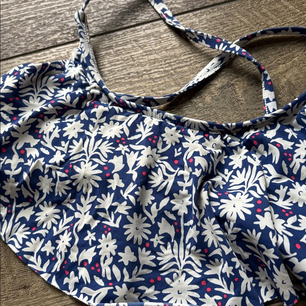 Vineyard Vines 2pc swimsuit - Picture 7 of 8
